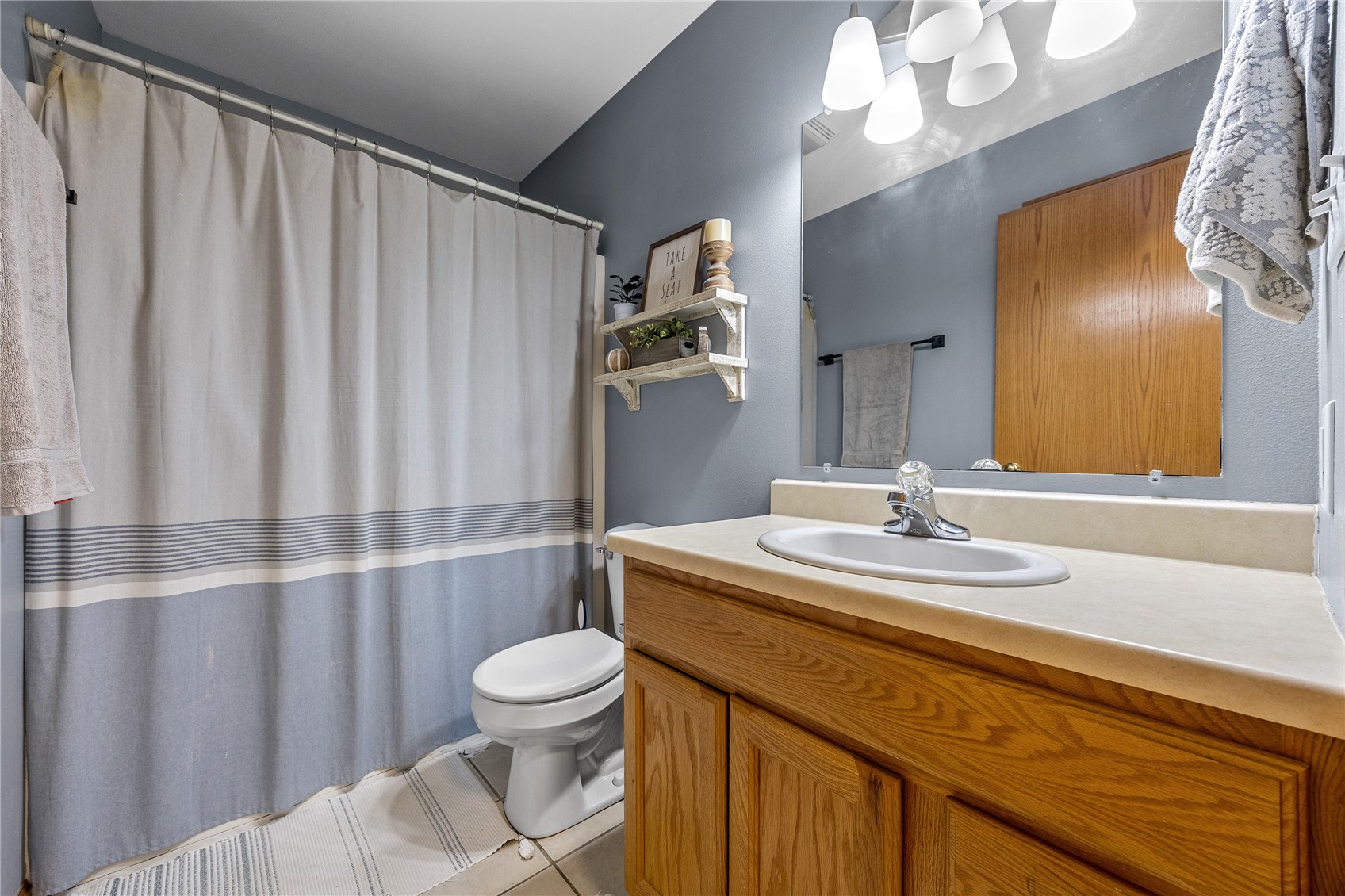 101 Bear Creek Palo IA 52324