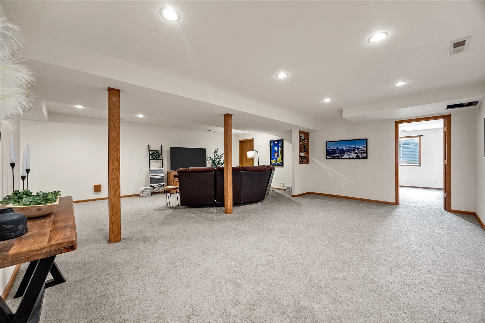 101 Bear Creek Palo IA 52324