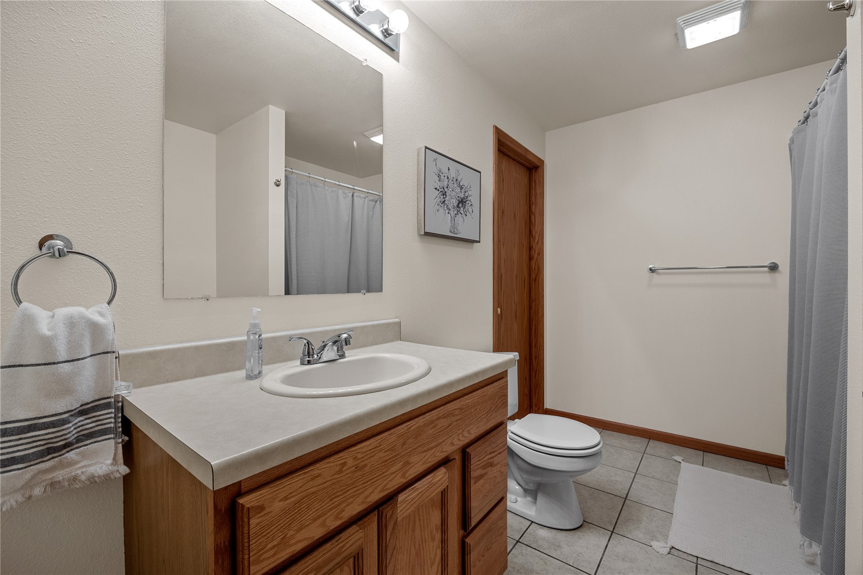 101 Bear Creek Palo IA 52324