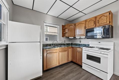 712 8th Street NW Cedar Rapids IA 52405