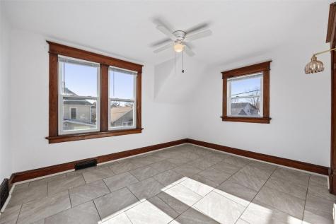 712 8th Street NW Cedar Rapids IA 52405