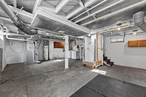 712 8th Street NW Cedar Rapids IA 52405