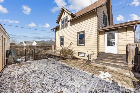 712 8th Street NW Cedar Rapids IA 52405