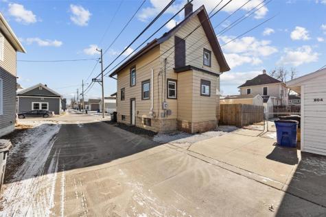 712 8th Street NW Cedar Rapids IA 52405