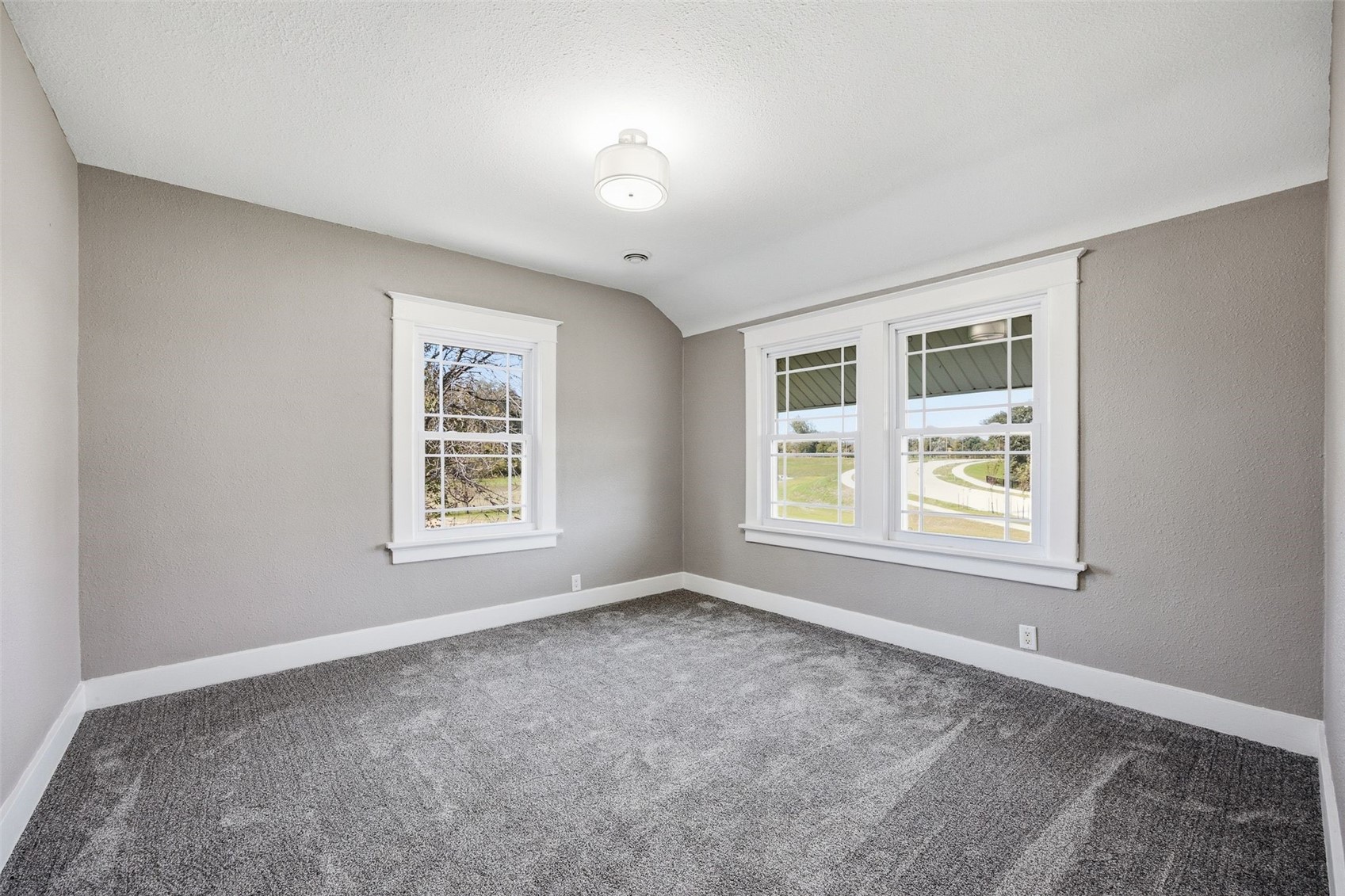 1842 Ellis Boulevard NW Cedar Rapids IA 52405