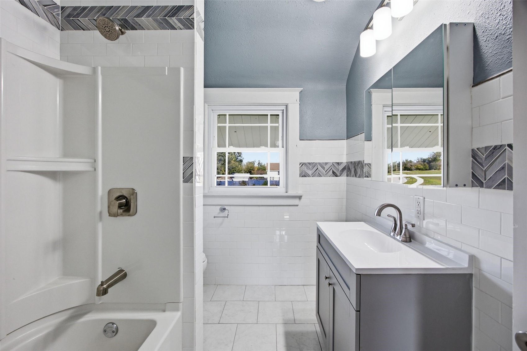 1842 Ellis Boulevard NW Cedar Rapids IA 52405