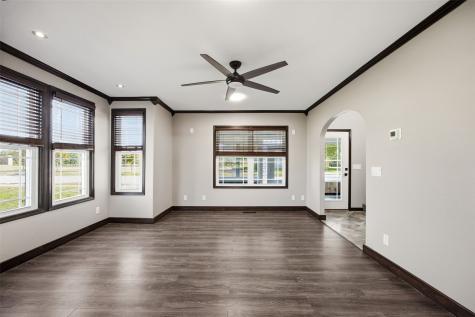 1842 Ellis Boulevard NW Cedar Rapids IA 52405