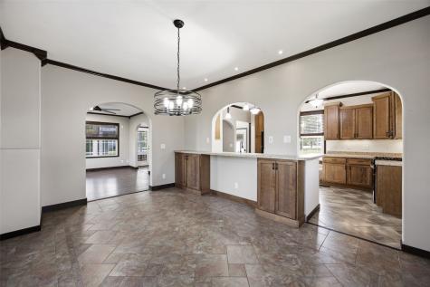 1842 Ellis Boulevard NW Cedar Rapids IA 52405