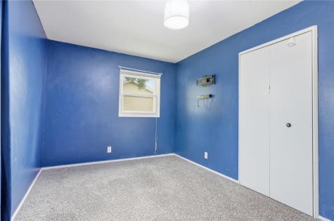211 Fleetwood SW Cedar Rapids IA 52404