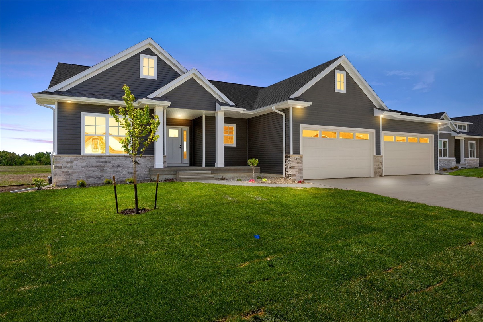 3007 Prairielight Court Hiawatha IA 52233