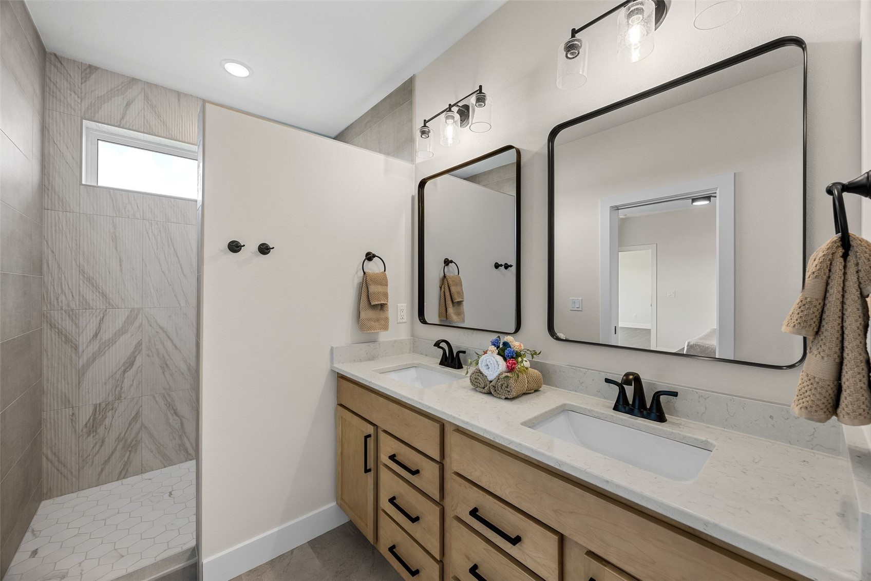 3007 Prairielight Court Hiawatha IA 52233
