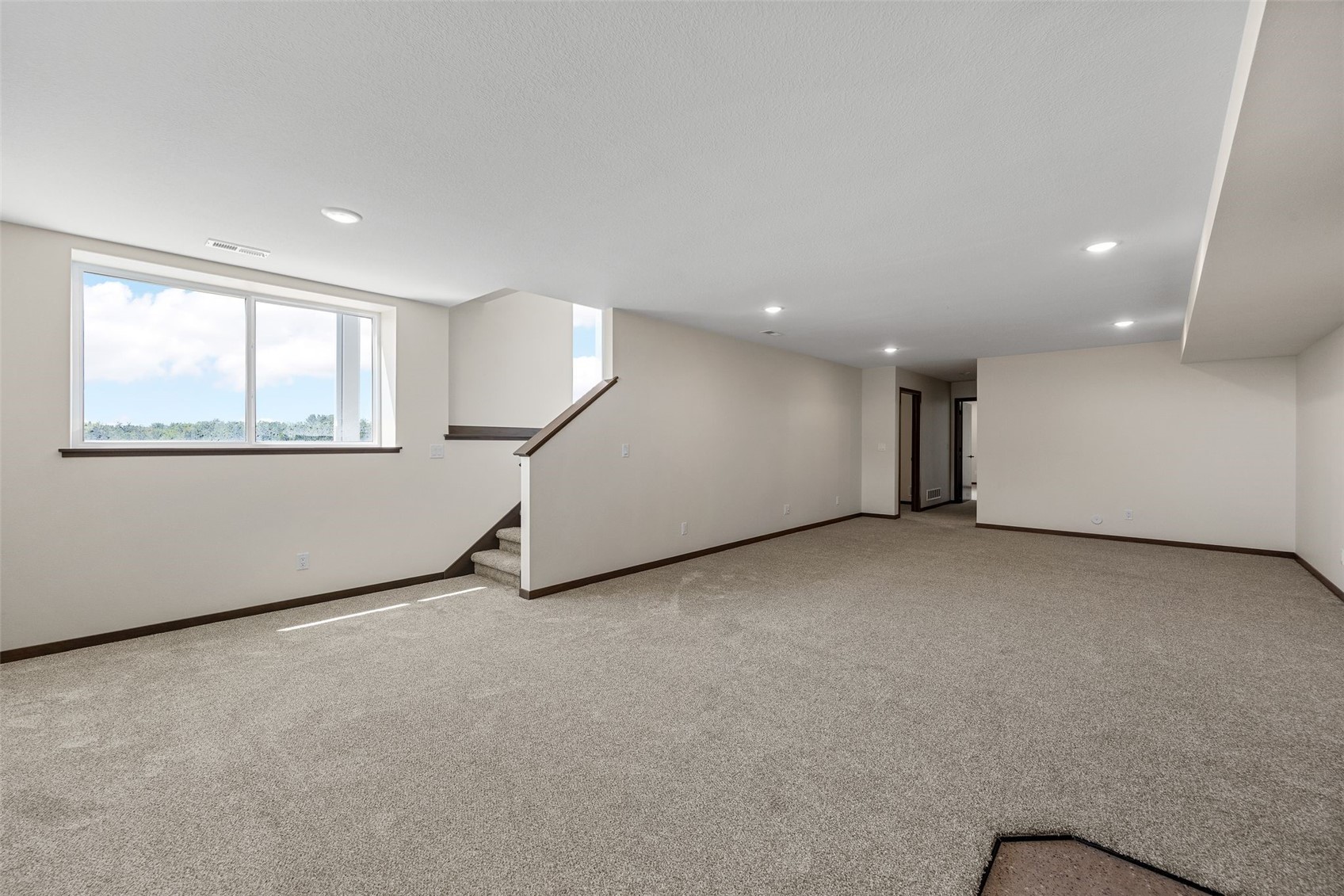 3007 Prairielight Court Hiawatha IA 52233