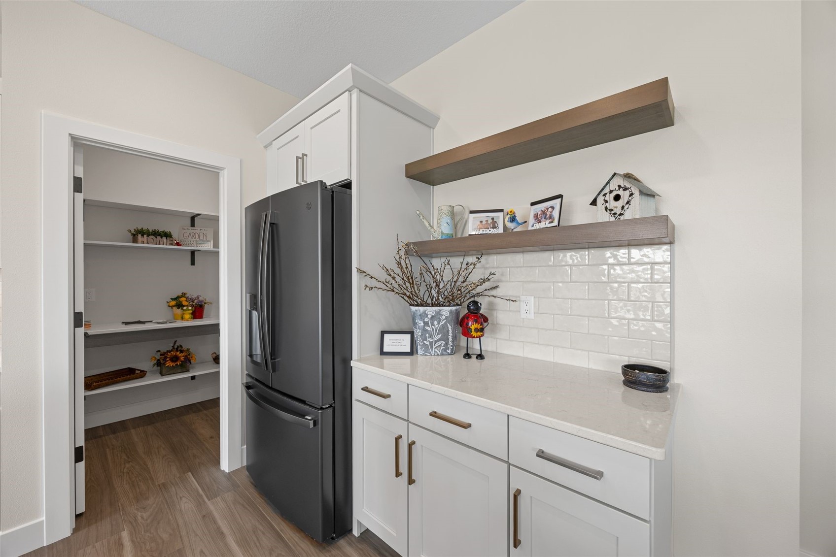 3007 Prairielight Court Hiawatha IA 52233