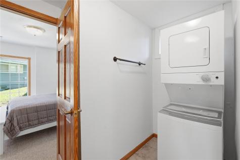 111 Cottage Lane Montezuma IA 50171