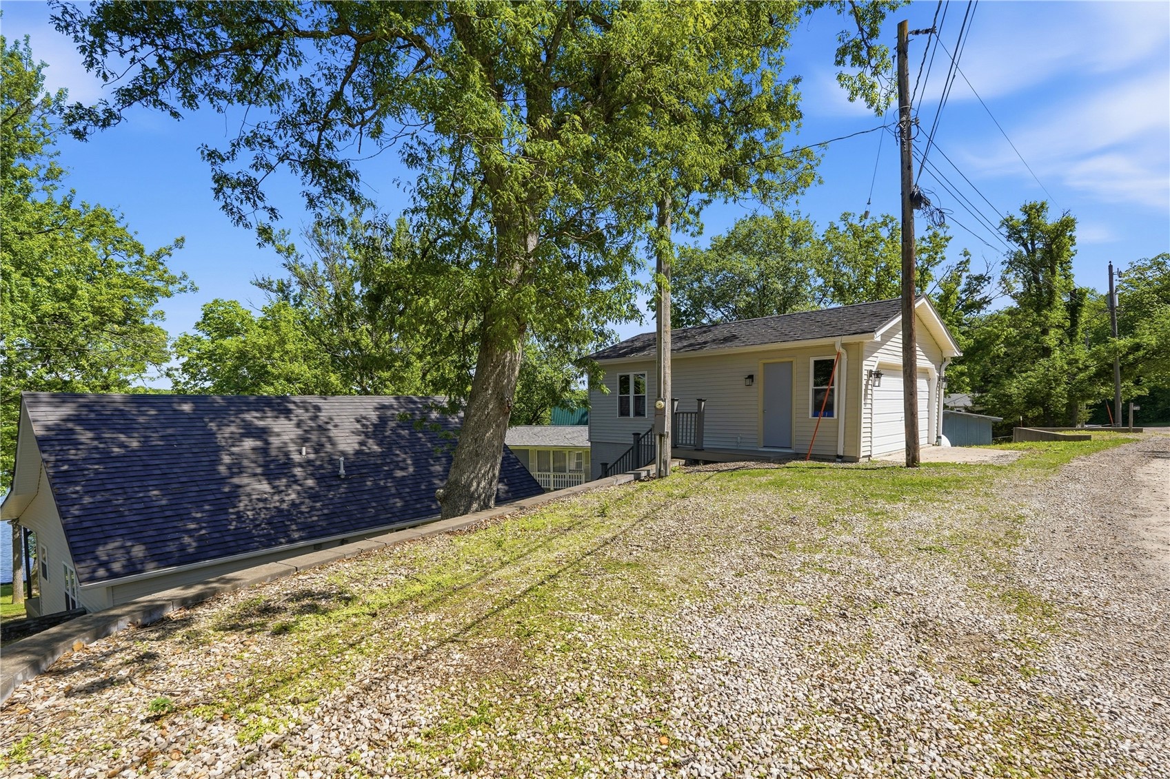 111 Cottage Lane Montezuma IA 50171