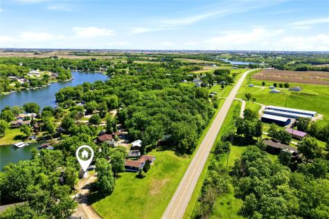 111 Cottage Lane Montezuma IA 50171