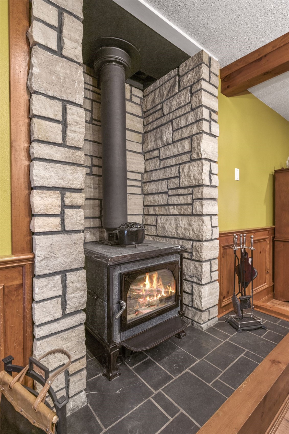 3098 Sandy Beach Road NE Solon IA 52333