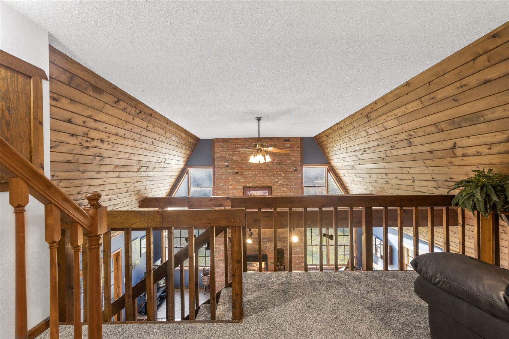 3098 Sandy Beach Road NE Solon IA 52333