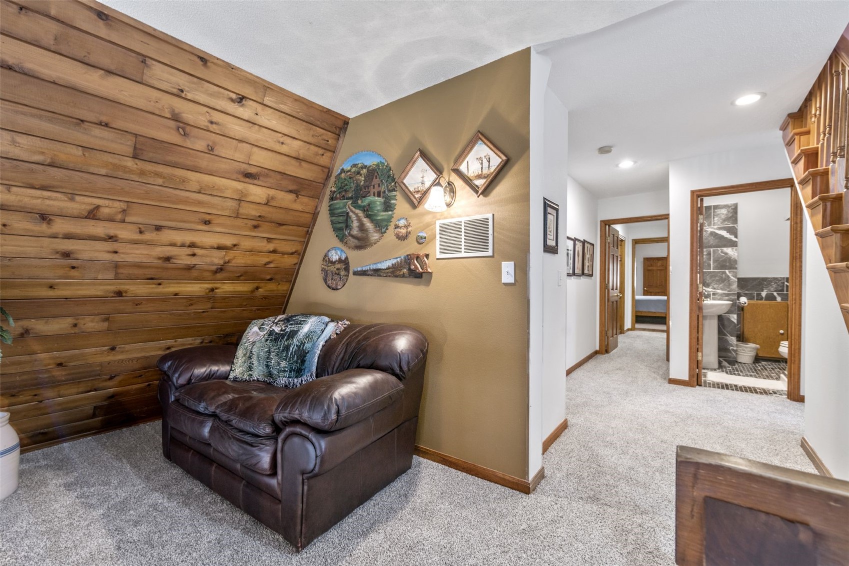 3098 Sandy Beach Road NE Solon IA 52333