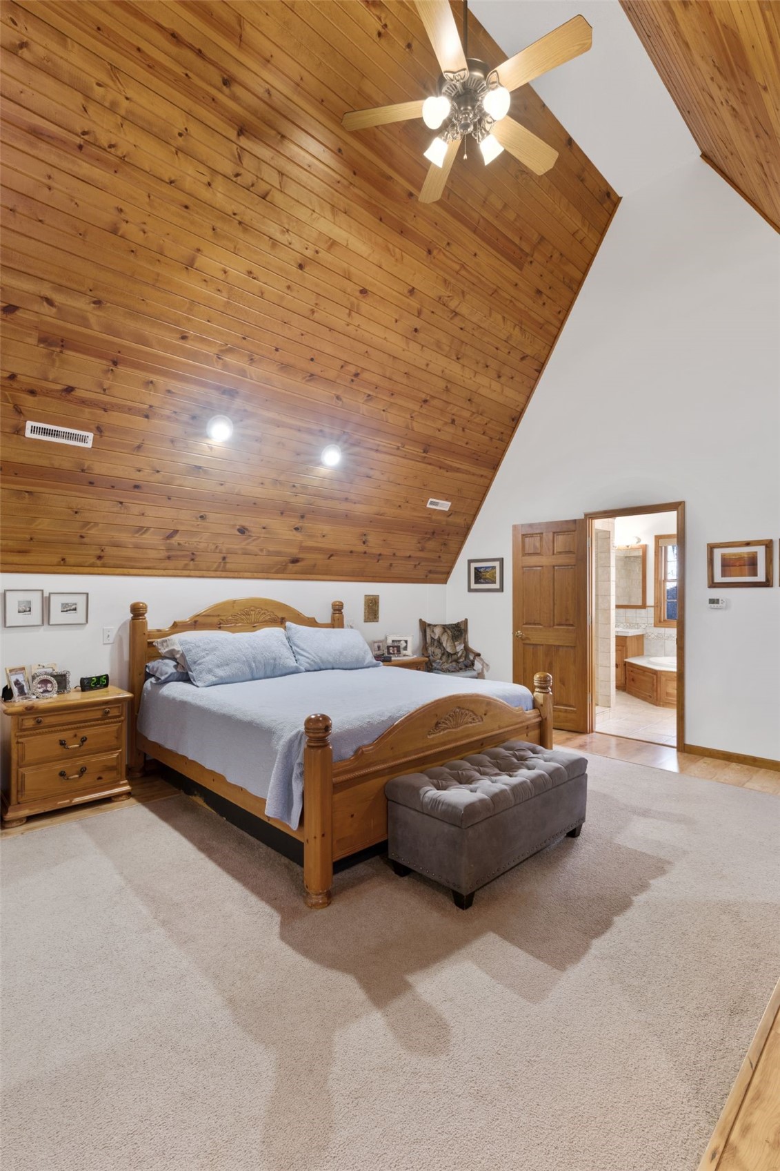 3098 Sandy Beach Road NE Solon IA 52333