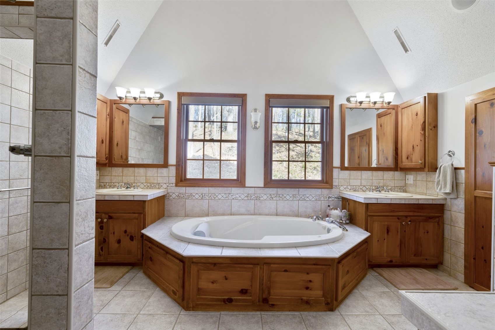 3098 Sandy Beach Road NE Solon IA 52333