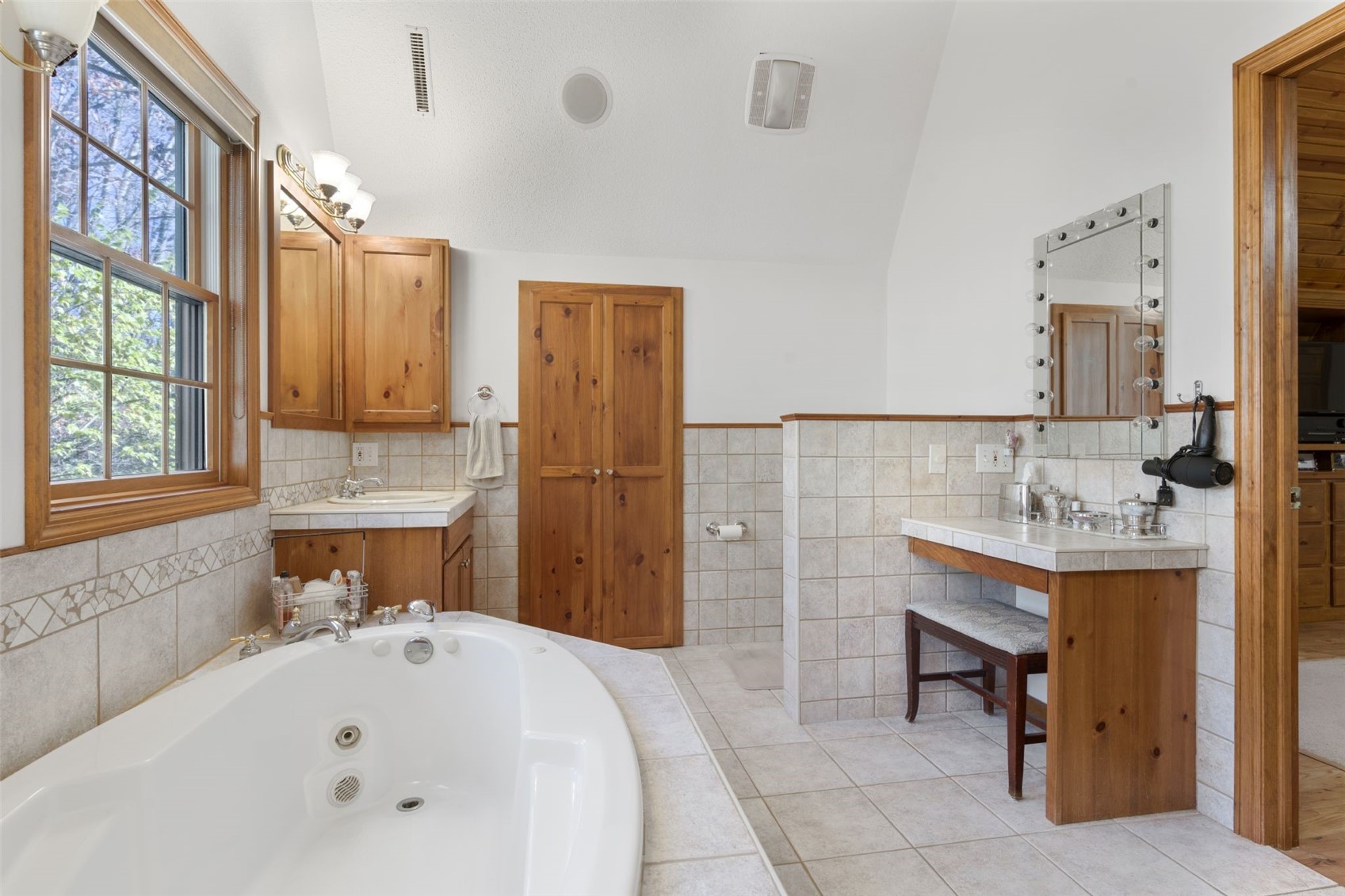 3098 Sandy Beach Road NE Solon IA 52333