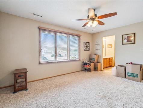 3450 Whitehall Avenue Marion IA 52302