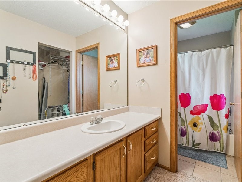 3450 Whitehall Avenue Marion IA 52302