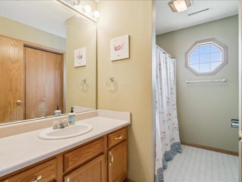 3450 Whitehall Avenue Marion IA 52302