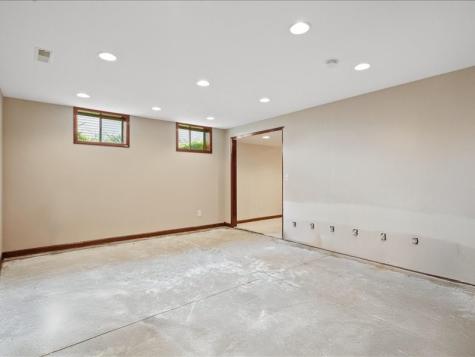 3450 Whitehall Avenue Marion IA 52302