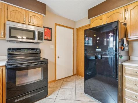 3450 Whitehall Avenue Marion IA 52302