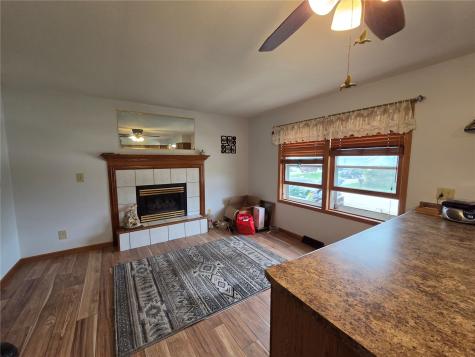 2040 Riverview Street SE Cedar Rapids IA 52403