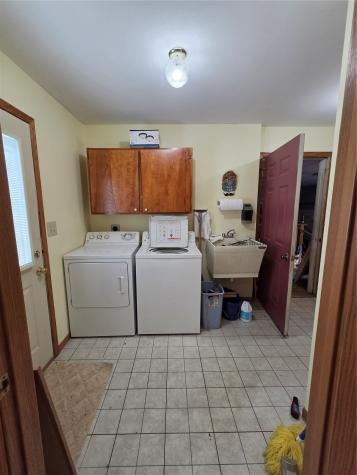 2040 Riverview Street SE Cedar Rapids IA 52403
