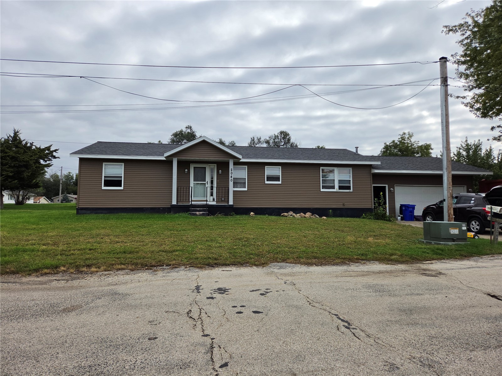 2040 Riverview Street SE Cedar Rapids IA 52403