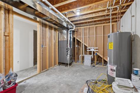 502 E Walnut Street IA 52326