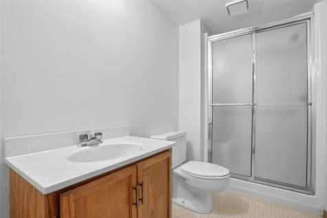 2905 G Street Amana IA 52203