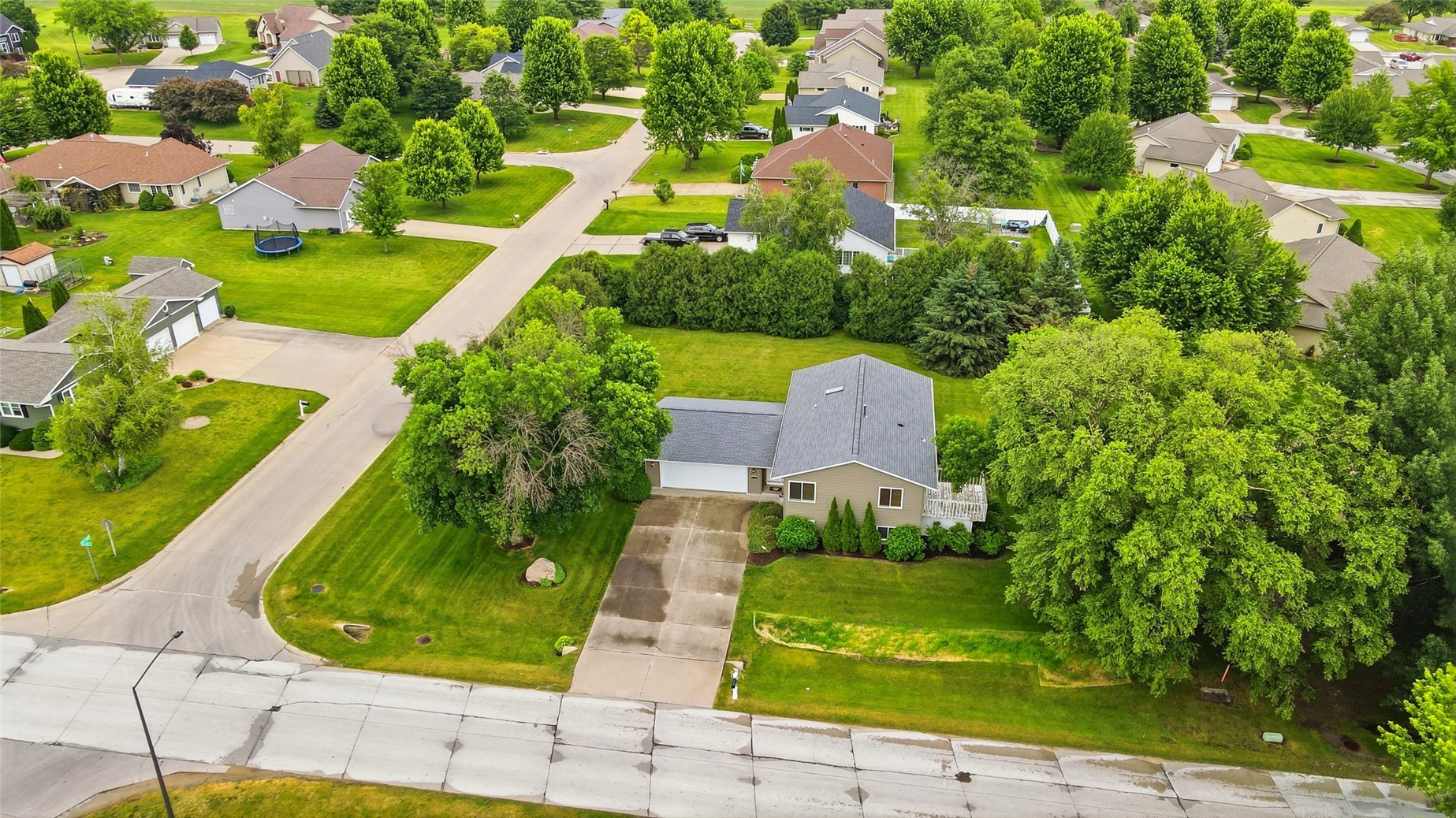 2905 G Street Amana IA 52203