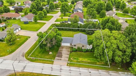 2905 G Street Amana IA 52203