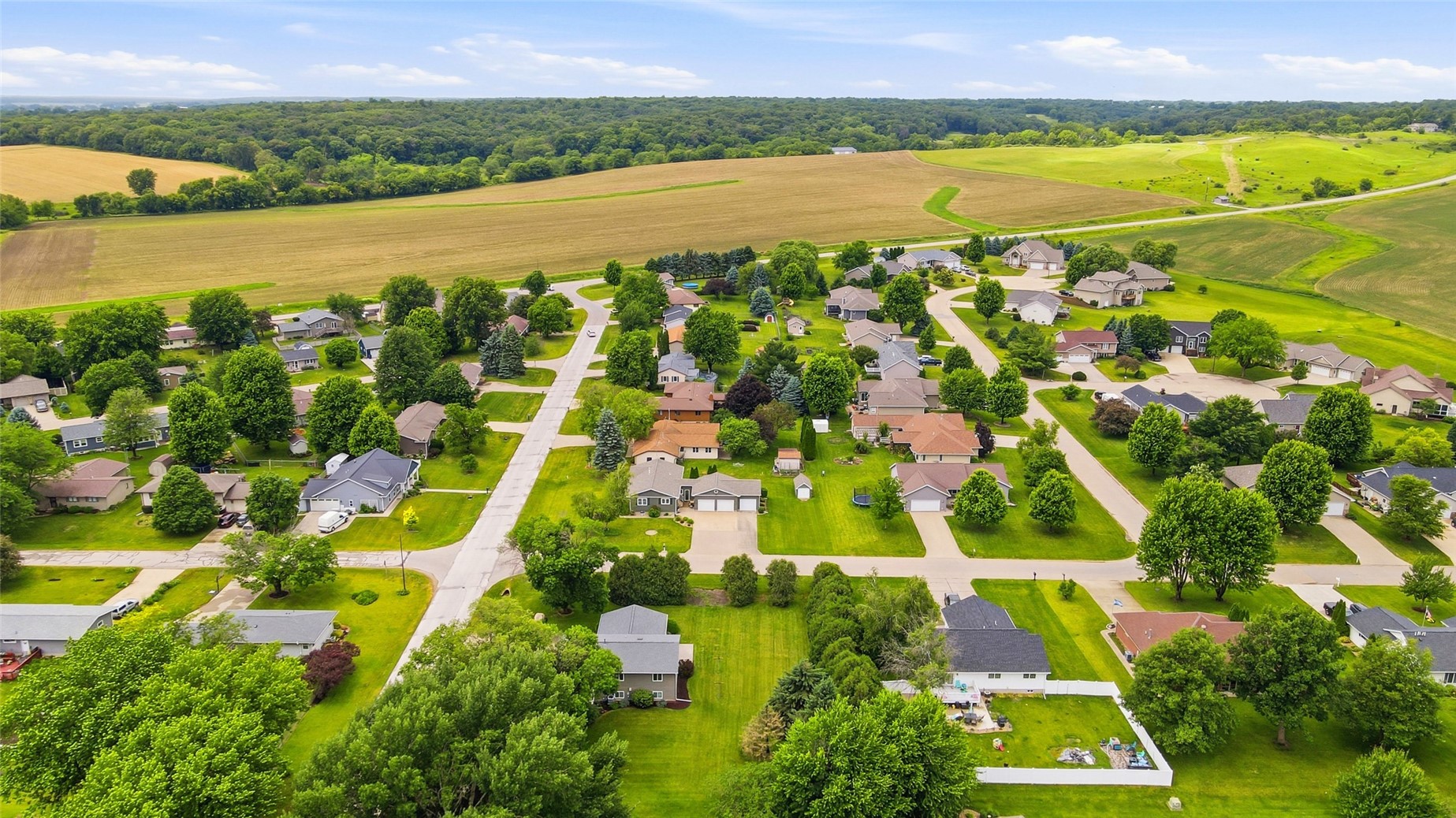 2905 G Street Amana IA 52203