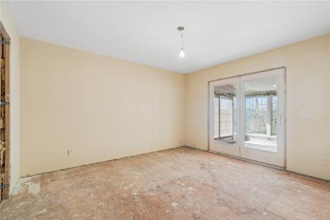7300 42nd Street NE Cedar Rapids IA 52411