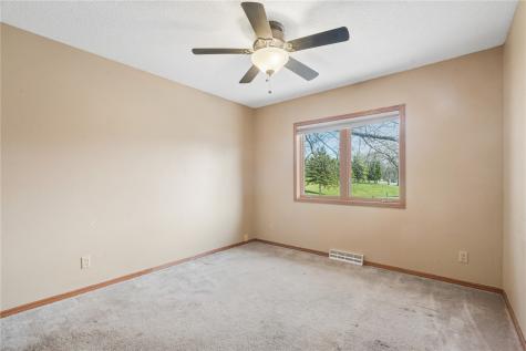 7300 42nd Street NE Cedar Rapids IA 52411