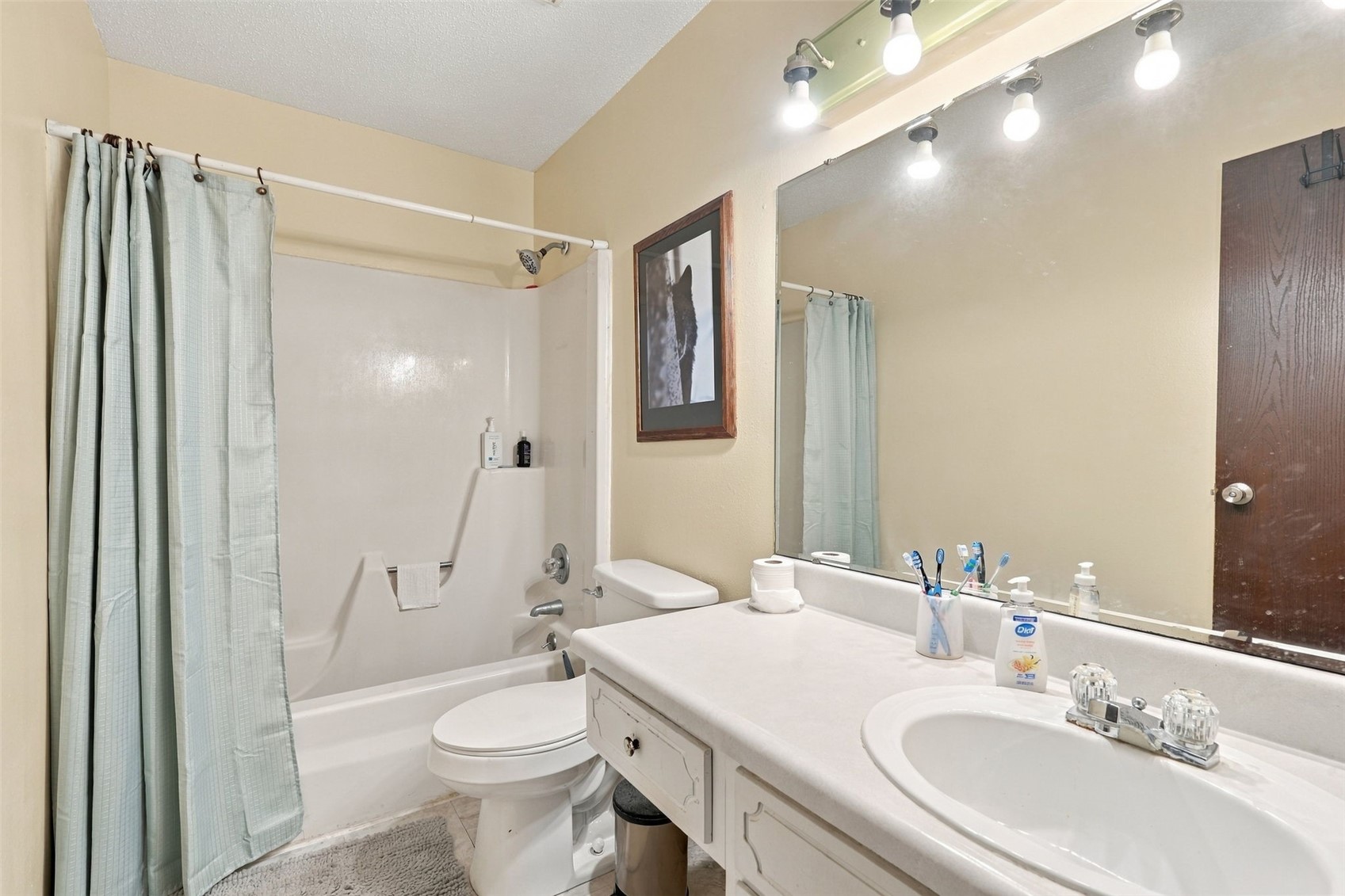 3720 Blue Mound Drive NE Cedar Rapids IA 52402