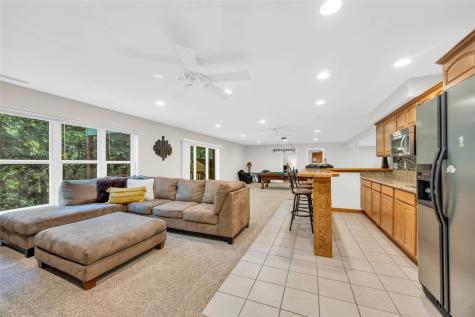 2722 NW Royal Oaks Drive Swisher IA 52338