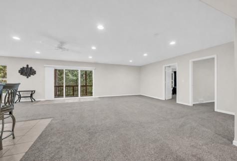2722 NW Royal Oaks Drive Swisher IA 52338