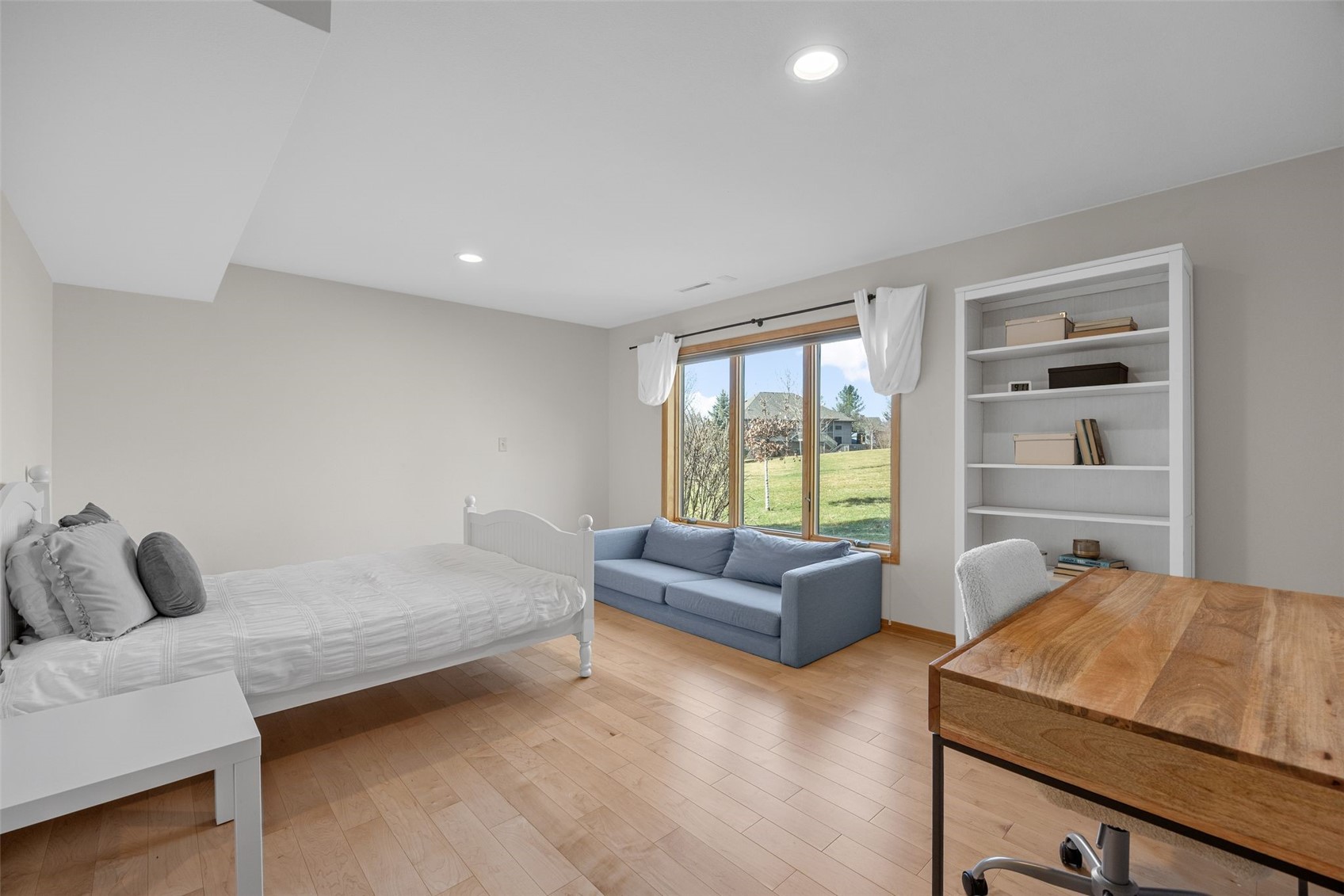 482 Butternut Iowa City IA 52246