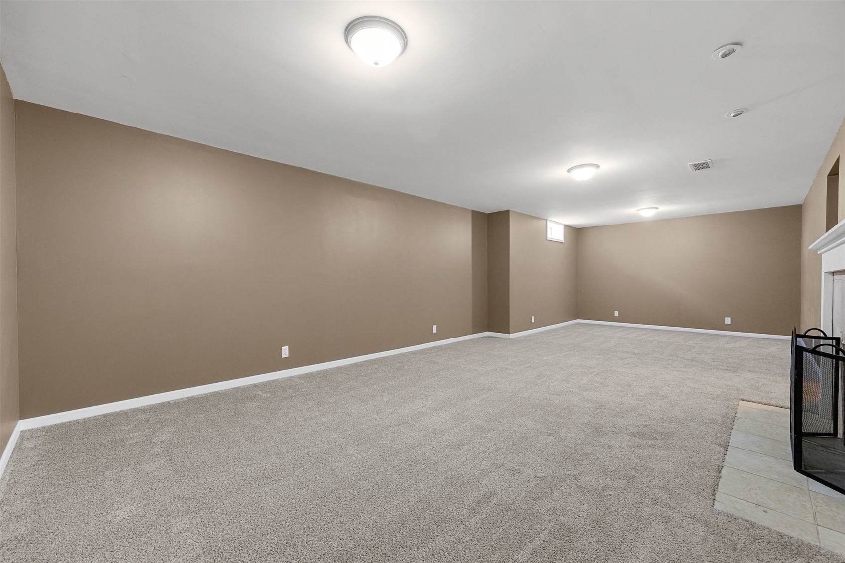 1244 29th Street NE Cedar Rapids IA 52402