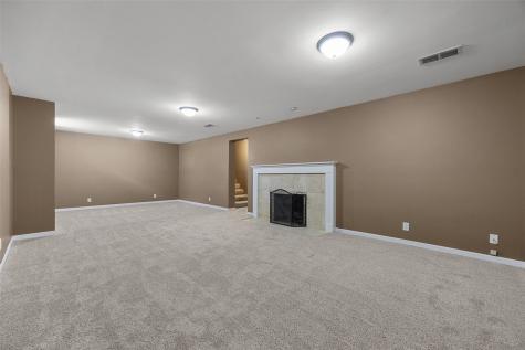 1244 29th Street NE Cedar Rapids IA 52402
