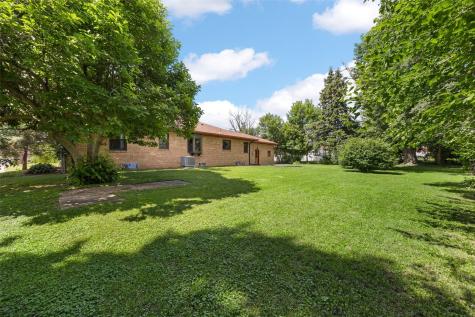 1244 29th Street NE Cedar Rapids IA 52402
