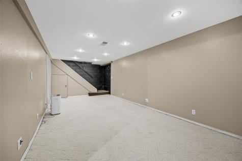987 20th Street Marion IA 52302