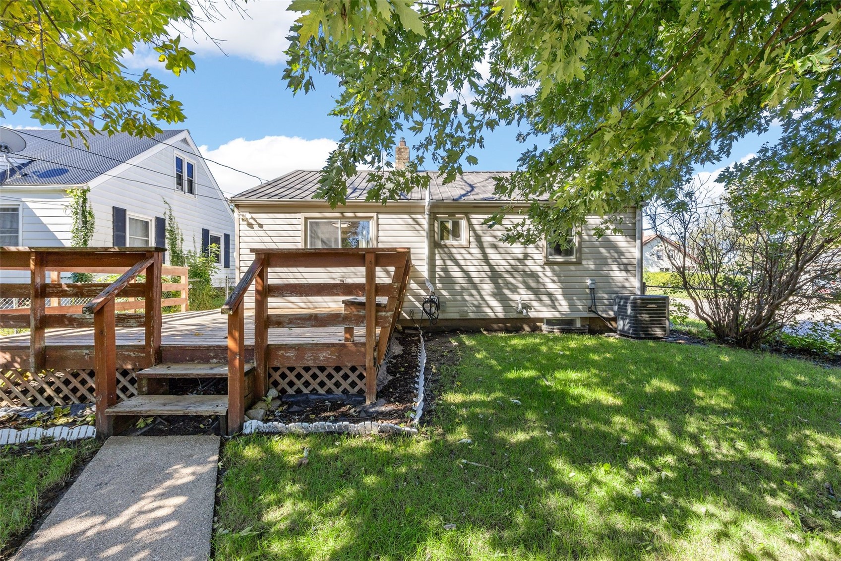 987 20th Street Marion IA 52302